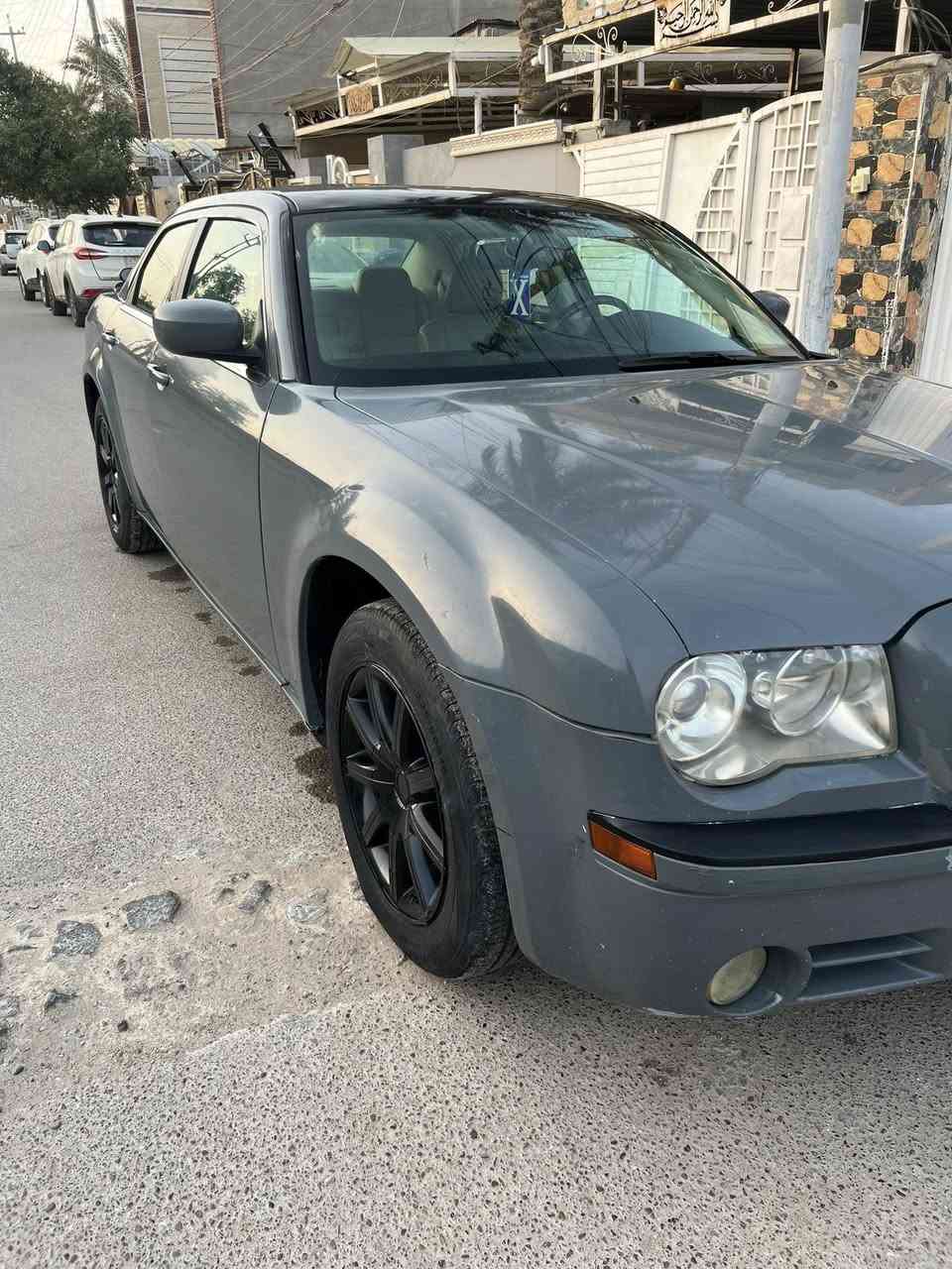 اوباما 2010 السيارة نظيفة او جاهزة أدوات بيها كص جنطة بس شغل مرتب السعر 55 او بيها مجال ***********
