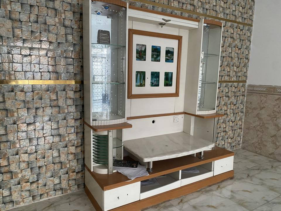 للبيع قيم وتعال اخذه
العنوان / حي الامين الثاني - شارع المصطفى 
***********
