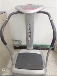 كريزي هزاز • نظيف جدا • استعمال قليل