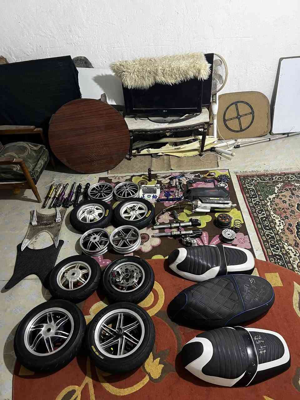 🙋‍♂️شتريد موجود وغراض كله رمبه وجدد توصيل جميع محافضات العراق باقي التفاصيل خاص او اتصل ***********💁‍♂️
