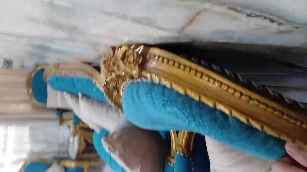 السلام عليكم عيني عندي تخم زان مصري ١٠ مقاعد نظيف جدا مع ٣ طبلات مرمر اصلي وحدة وسطية واثنين طبلات صغار السعر ٤٥٠ وبي مجال ان شاء الله


**إذا كنت صاحب هذا الإعلان وتريد حذفه لأي سبب، رجاءا أرسل رسالة إلى الدعم الفني**