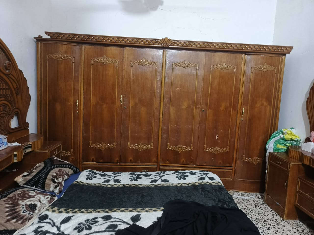 السلام عليكم غرفه جديده للبيع وخشب الجربايه موجوده ذني هالطايحات السعر 300 وبيها مجال الغ قرفه تز كام


**إذا كنت صاحب هذا الإعلان وتريد حذفه لأي سبب، رجاءا أرسل رسالة إلى الدعم الفني**