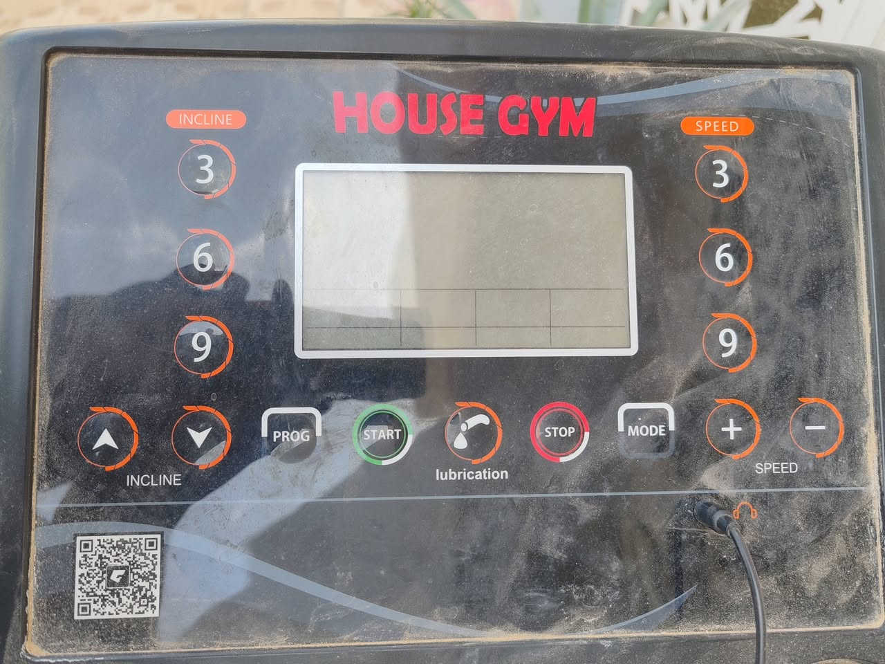 السلام عليكم ورحمة الله وبركاته 
جهاز جري ماركة house gym جبلي دبل ماطور يتحمل وزن اكثر من 150 مستعمل قليل نظيف كلش 
السعر 300 مكاني حله


**إذا كنت صاحب هذا الإعلان وتريد حذفه لأي سبب، رجاءا أرسل رسالة إلى الدعم الفني**