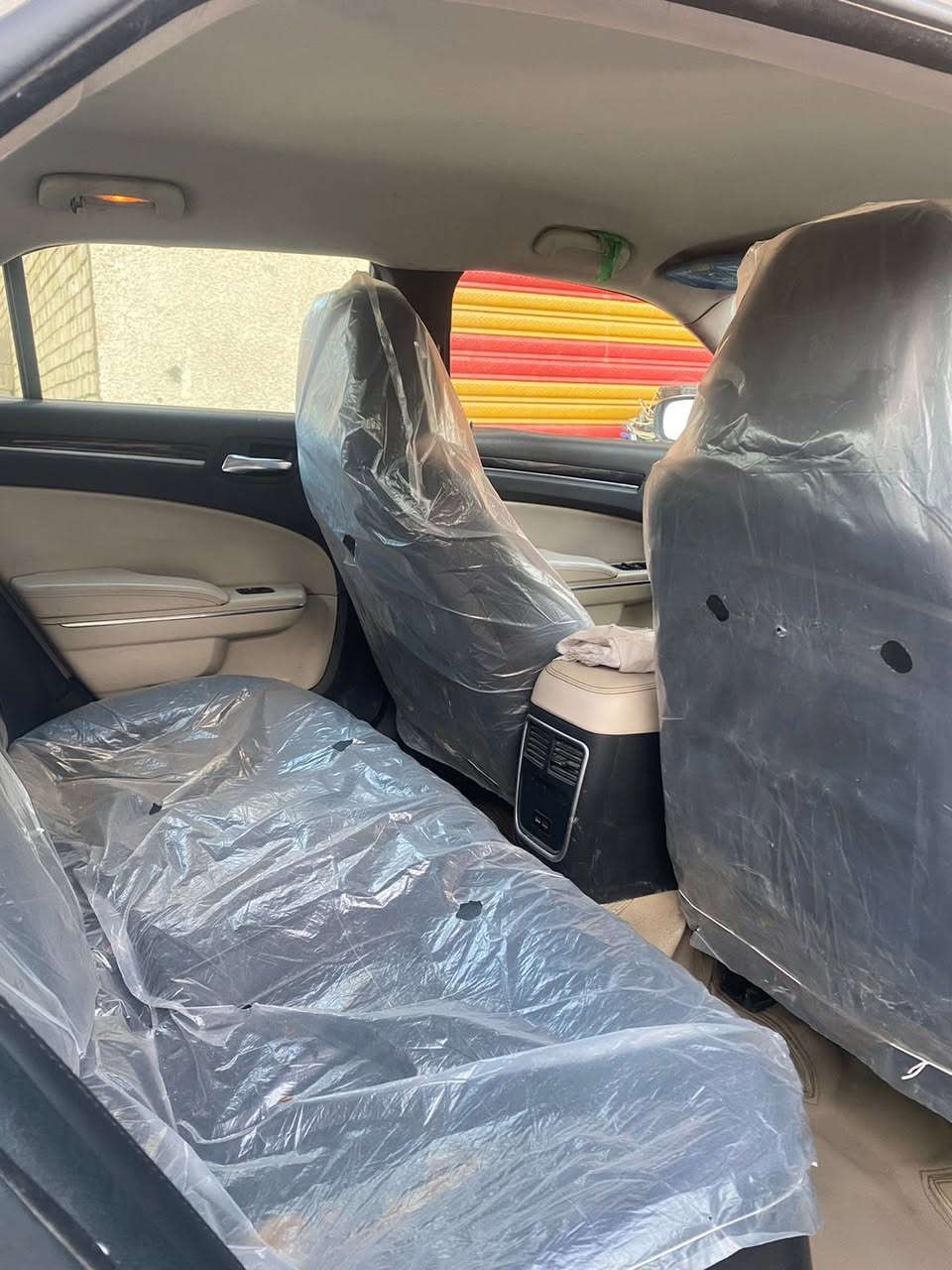 سلام عليكم شباب سياره للبيع مديل 15سياره مصبوغه صبخ حزام ما ريد تفاشل وياكم المكينه 6 مكفوله لا تبخير ولا تنقيص سنويه 26بشهر ال5تنتهي سعر 145وبيه مجال حك الجيه العنوان بغداد مدينت صدر لاستفسار عله هاذ رقم ***********
