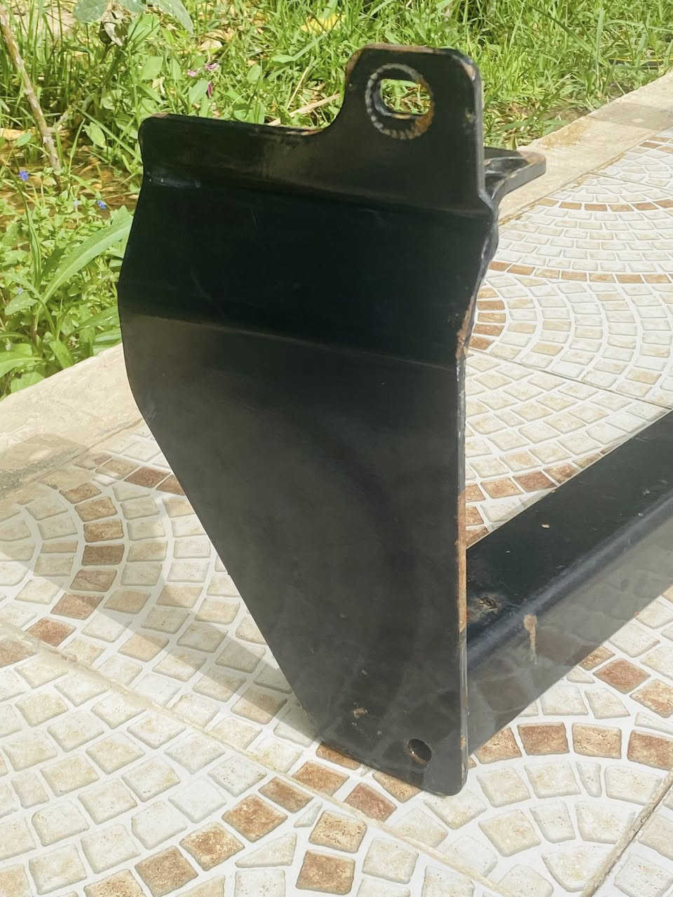 السلام عليكم
للبيع سحال  جيب بزون خلفي كامل هوه  والهوك والبراغي مالته ب100✅
رقمي  

***********
