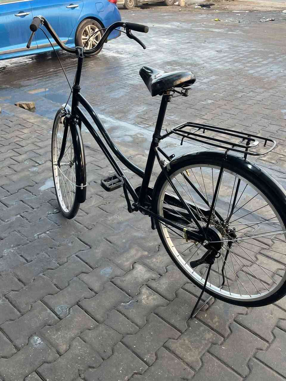 سلام عليكم باسكل للبيع باسكل جديد ورزن المكان نجف حي النصر قرب المستوصف  السعر 100 وبي مجال رقم الموبايل ***********6
