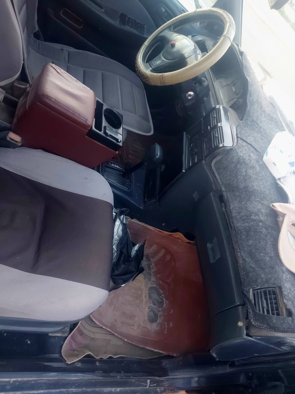 مكلف بل نشر سياره كيه سيفيه محرك كير تبريد اوتماتيك كامله اي نقص  ما بيه صاحبه بسامره اشوكت ماتريد تحول موجود سعره30وبيه مجال رقم ***********

