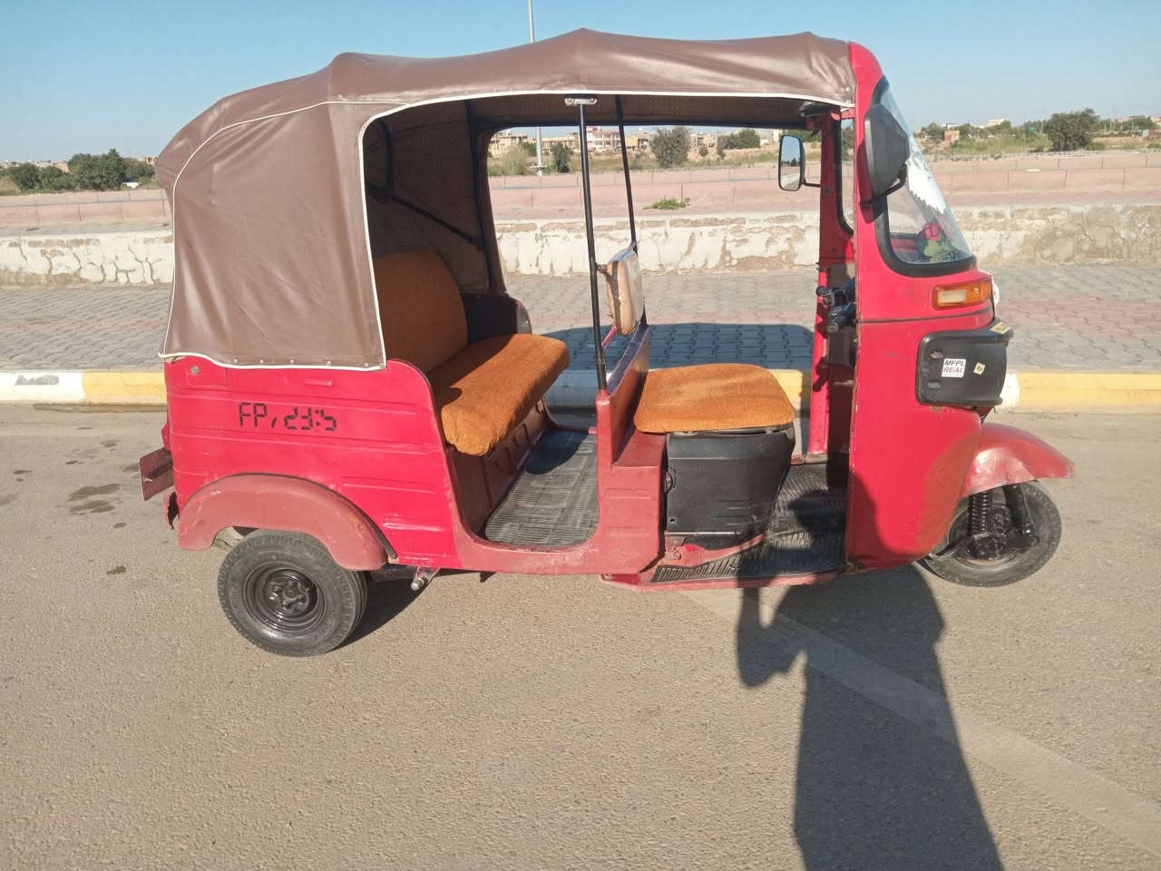 تكتك رقم وسنويه مديل 16 للبيع مكان الكوت الغزه الجديده سعر 4 مليون شراي تفضل خاص بل خدمه رقمي ***********
