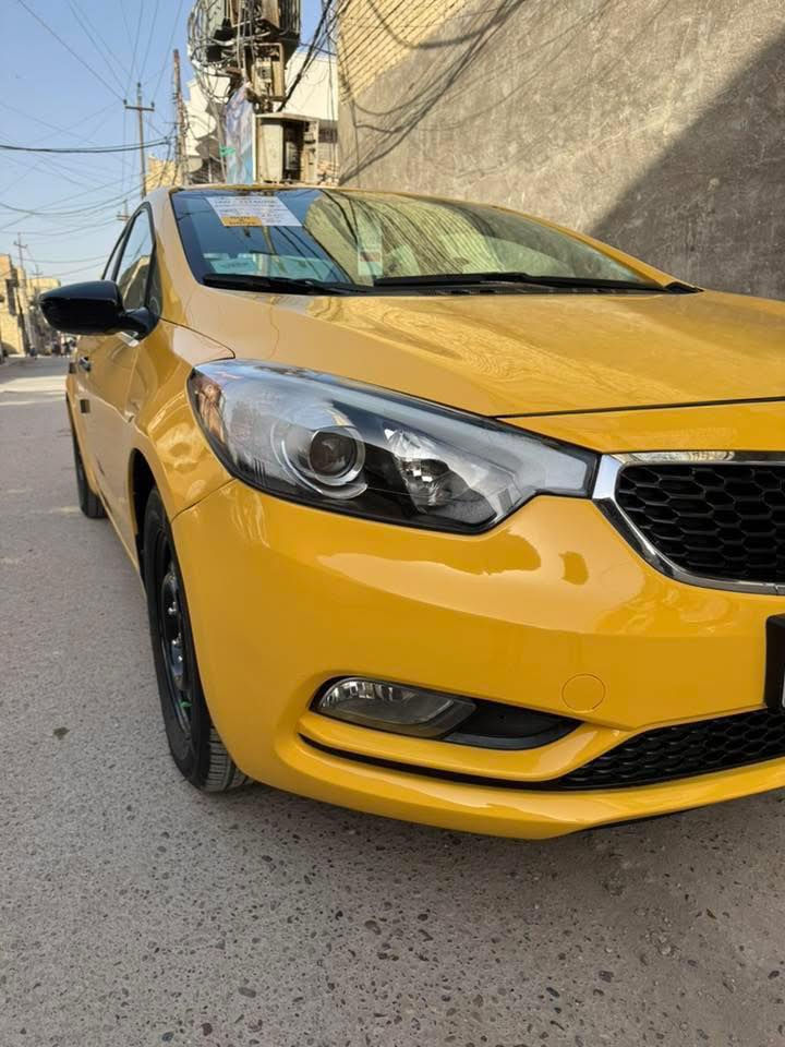 فورتي البيع موديل 2015 حادث طخه باب امامي يمنه ومصلح على كده بدون دواخل بدون تبديل بدون يرباك السياره كلهه ليبل واحد مكفوله كفاله عامه صور الحادث موجوده بل منشور والسونار موجود بل منشور اليوم سويته سياره جديده وجاهزه بعدهه على وضع الشركه ماشيه 77 الف حقيقي عل فحص غراضهه كلهه مانازله سبيرهه مانازل وصبغه وحده مامعيوده مواصفات مكينه 1800 دوش المرغوب كير اي تي المرغوب نضام مانع نزلاغ نضام ايكو داخل الونين اسود ورصاصي حاكيه تحكم ستيرن صفحتين شاشه مال اعطال بل دشبول حساسات مال تاير سياره جديده وجاهزه مصفره هيئه وغرامات سنويه بسمي رقم دولي هزه جديده العنوان بغداد الشراي يتصل ☎️ *********** السعر 122وبيهه مجال بسيط
