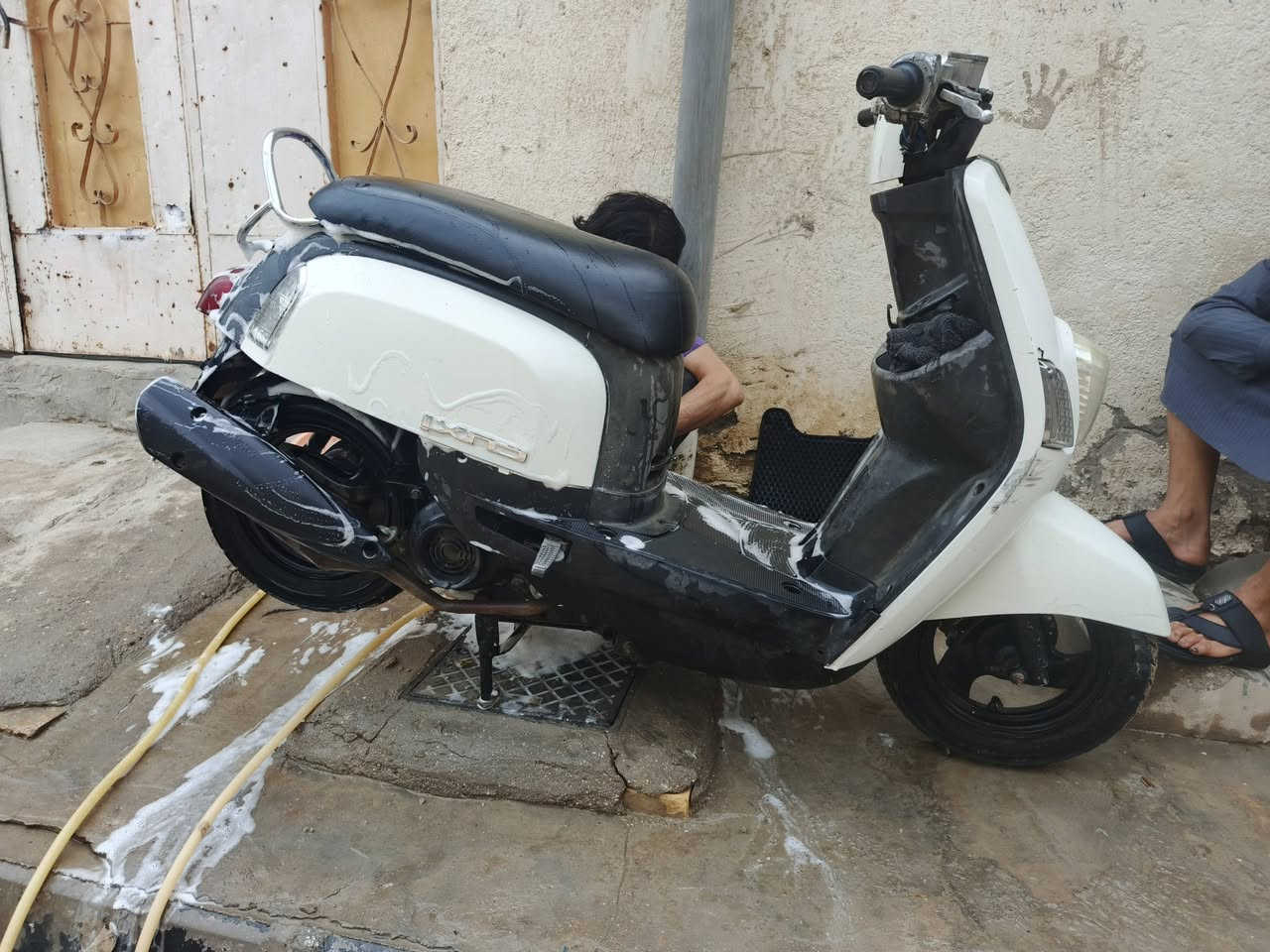 787 779 4371دراجه 50 بلاد سعره 550 الف


**إذا كنت صاحب هذا الإعلان وتريد حذفه لأي سبب، رجاءا أرسل رسالة إلى الدعم الفني**