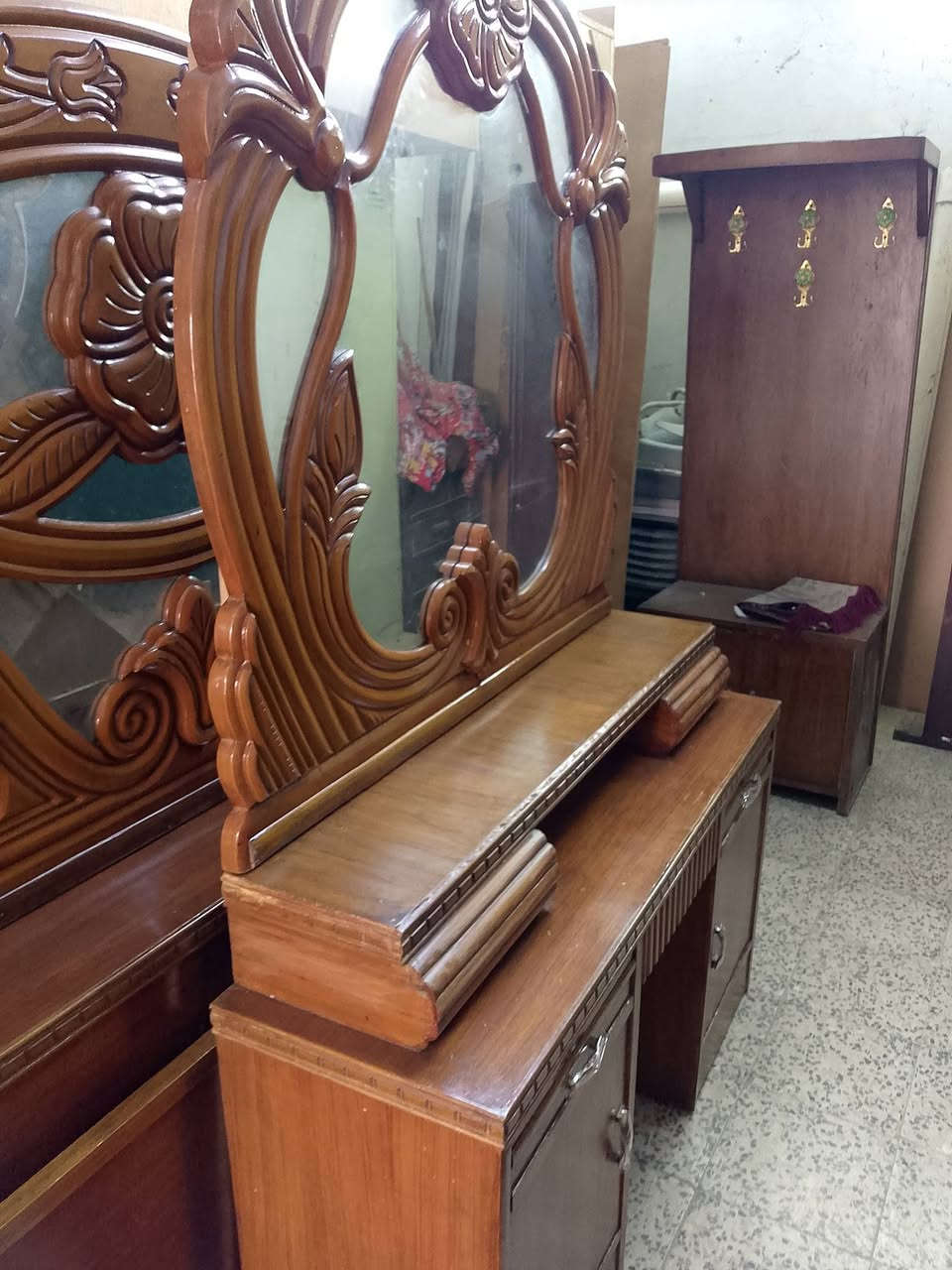 غرفه نوم سته ملحق صاج طبيعي داخل وخارج لاتصال على *********** أهلا وسهلا بكم
