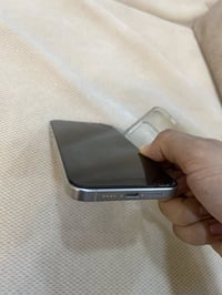 للبيع ايفون 15 برو ماكس انظف من النظيف استخدام قليل بطارية 90 لا شخط ل...