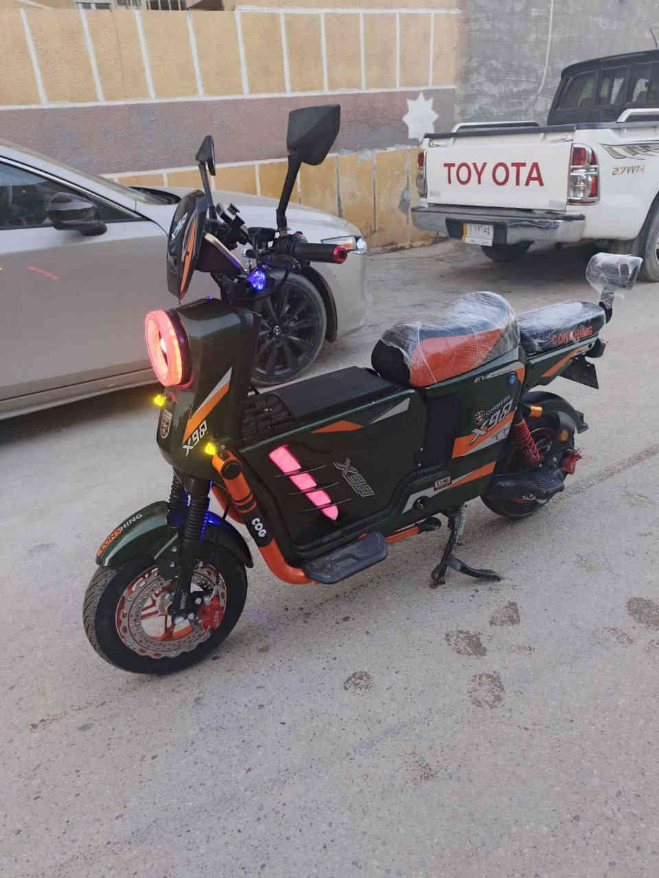 سلام عليكم دراجة شحن x900 دراجة نضيفة بطاريات جدد السعر خاص العنوان ديالى بعقوبة التحرير 
للأستفسار ***********
