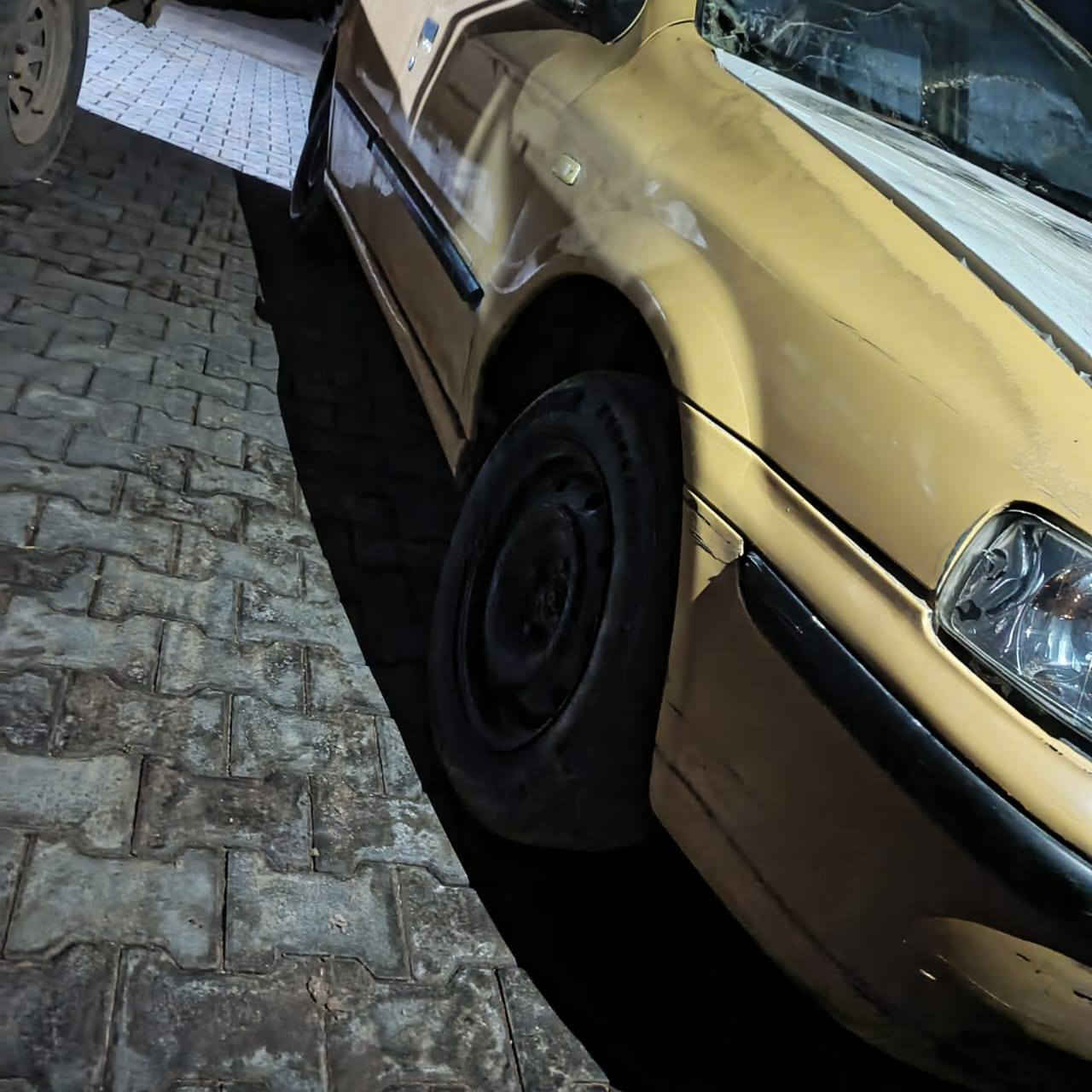 سمند للبيع 2011 سنويه لشهر ال 7 سعر  20 وبيها مجال المكان سماوه  ***********
