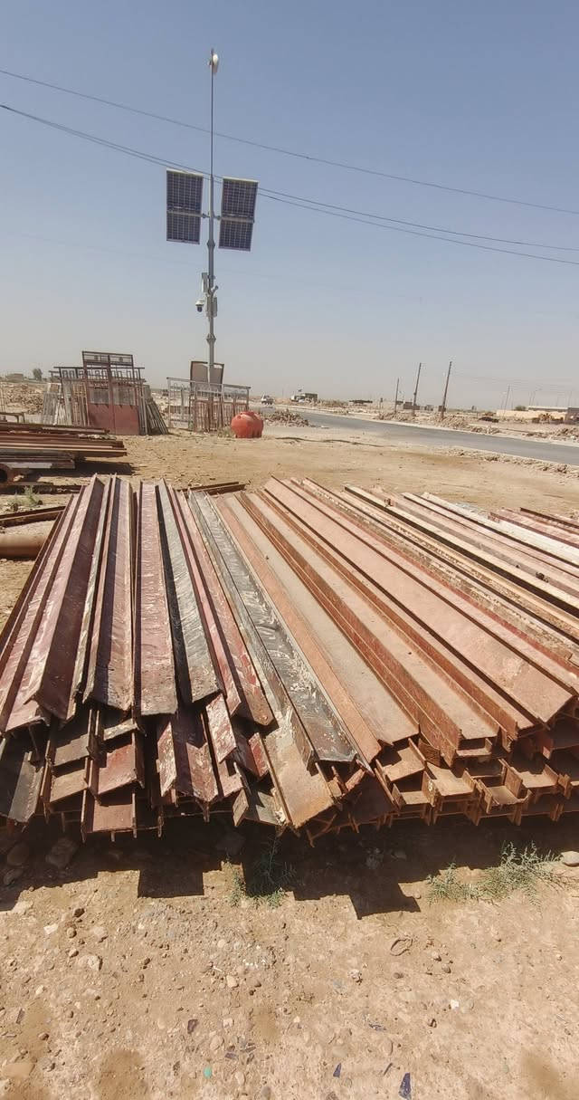 السلام عليكم يوجد لدينا شيلمان جميع القياسات بلجيكي أصلي 
مع شبابيك و بيبان حديد مستخدم و جديد 
مع زوايا ب جميع القياسات 
العنوان :الحسينيه \شارع حشد نهايته \ب قرب من مسبح الماسه مغلق و معمل غاز 
زورنا في سكله حديد الدراجي
***********
