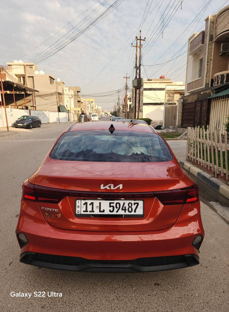 فورتي موديل 2022رقم بغداد انكليزي سنويه جديده محرك 2000دوش ماشيه ٤١ حادثها خدش جاملغ ونص باب بدون دواخل ولا ايرباك 
السعر١٥٢مكان حي الجهاد نزلت جسر العامريه *********** بغداد, العراق
