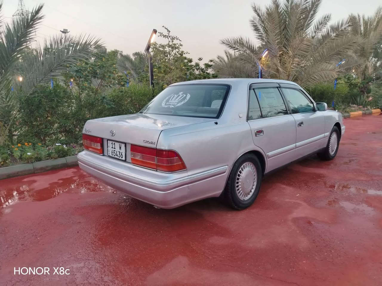 سلام عليكم راس الثور تكم موديل 97 رقم بغداد بسمي  مكفول كفاله عامه مكينه 3000 فيشتين  4 كشنات كهربائيّ  تبريد ثلج قطعتين  مكان كربلاء 
***********
***********
