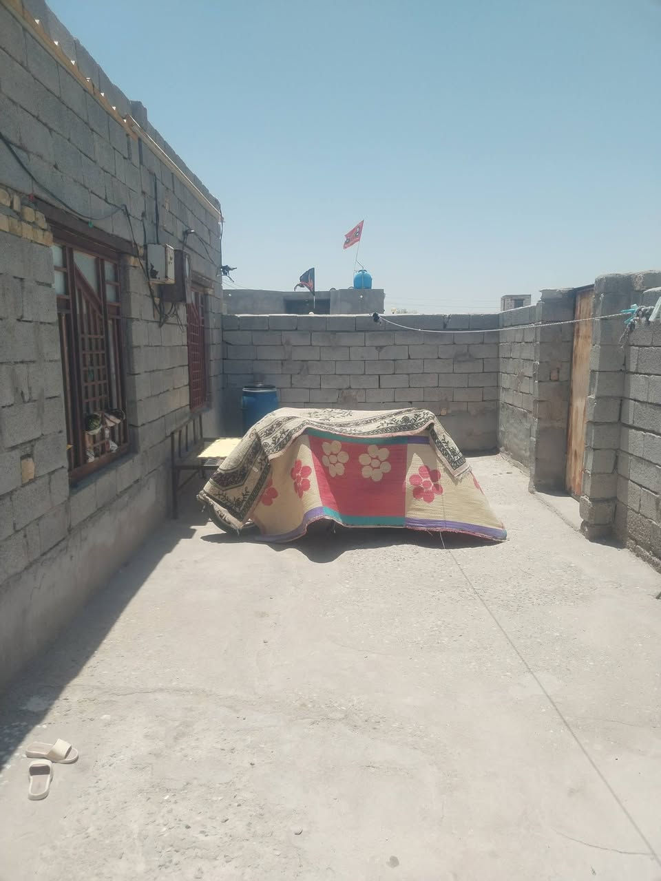 دار للبيع ***********
