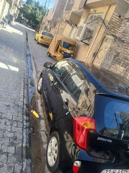 كيا بيكانتو 2015 للبيع
المواصفات الرئيسية:
   اللون: اسود
   المحرك: 1400 
   ناقل الحركة: أوتوماتيكي
   الممشى: 68,000 كيلومتر
   التبريد: ممتاز
   المحرك والكير : بحالة ممتازة
    بيها خمس قطع صبغ بدون دواخل 
   الرقم: بغداد انكليزي هزه جديده  
   السعر: 90 ورقة 
   الموقع: بغداد،
   للتواصل: ***********
