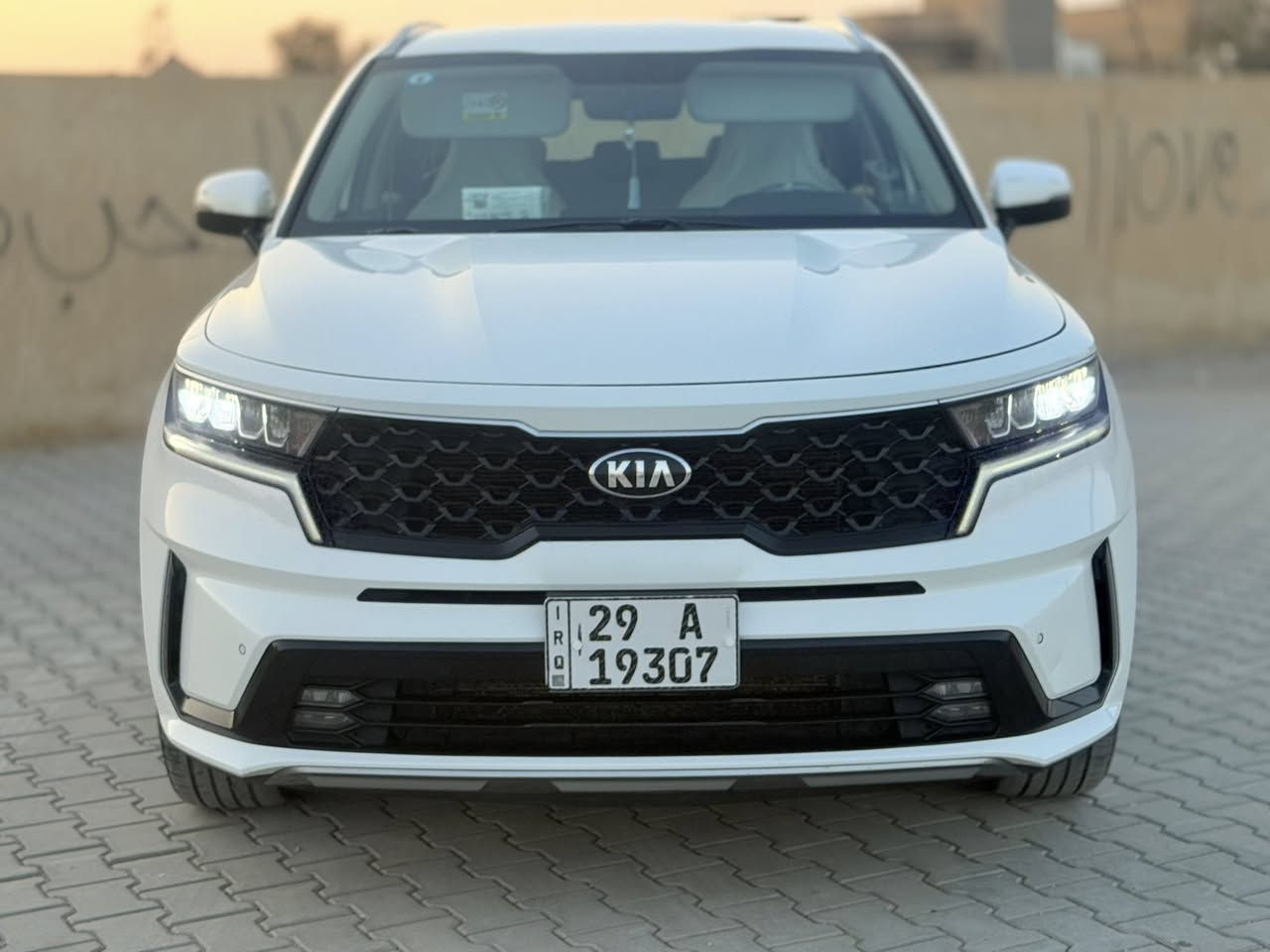 السلام وعليكم
سورنتو

 

رقم واسط بأسمي تحويل مباشر 

السياره ماشيه 75 الف جديده كلش

مكان سياره واسط 

السعر /// 250

اللاتصال ***********

المواصفات 

بصمه + بصمه ابواب 

تشغيل عن بعد 

6 سلندر 

7 راكب 

شفتات مقود 

جنطه كهرباء 

كشنات كهرباء 

مري شفط 

كامره خلفيه دواره 

حساس امامي وخلفي 

شاشه 

تبريد بيانو  

اوتو هولد

مود رايف

برد خلفيه

3 قطع تبريد 

اشاير بالمري
