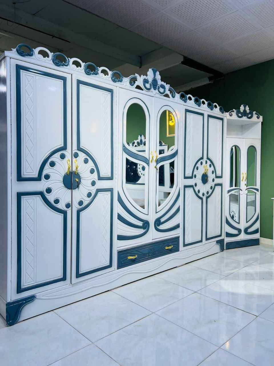 السعر (950 الف ) فقط😍

غرف نجاره عراقيه 💯💯

تتكون من ١٠ قطع 

عرض الكنتور 3 و20سم

ارتفاع الكنتور مترين و20سم 

السرير بلوك ٦ ارجل

طول السرير 200 سم 

عرض السرير 160 سم 

الضهر شد براغي

الزاويه بارتفاع الكنتور 

الشازلون والطابوريه 75 الف 

الدوشك 150 الف  ضمان ٥ سنوات بغداد, العراق


**إذا كنت صاحب هذا الإعلان وتريد حذفه لأي سبب، رجاءا أرسل رسالة إلى الدعم الفني**