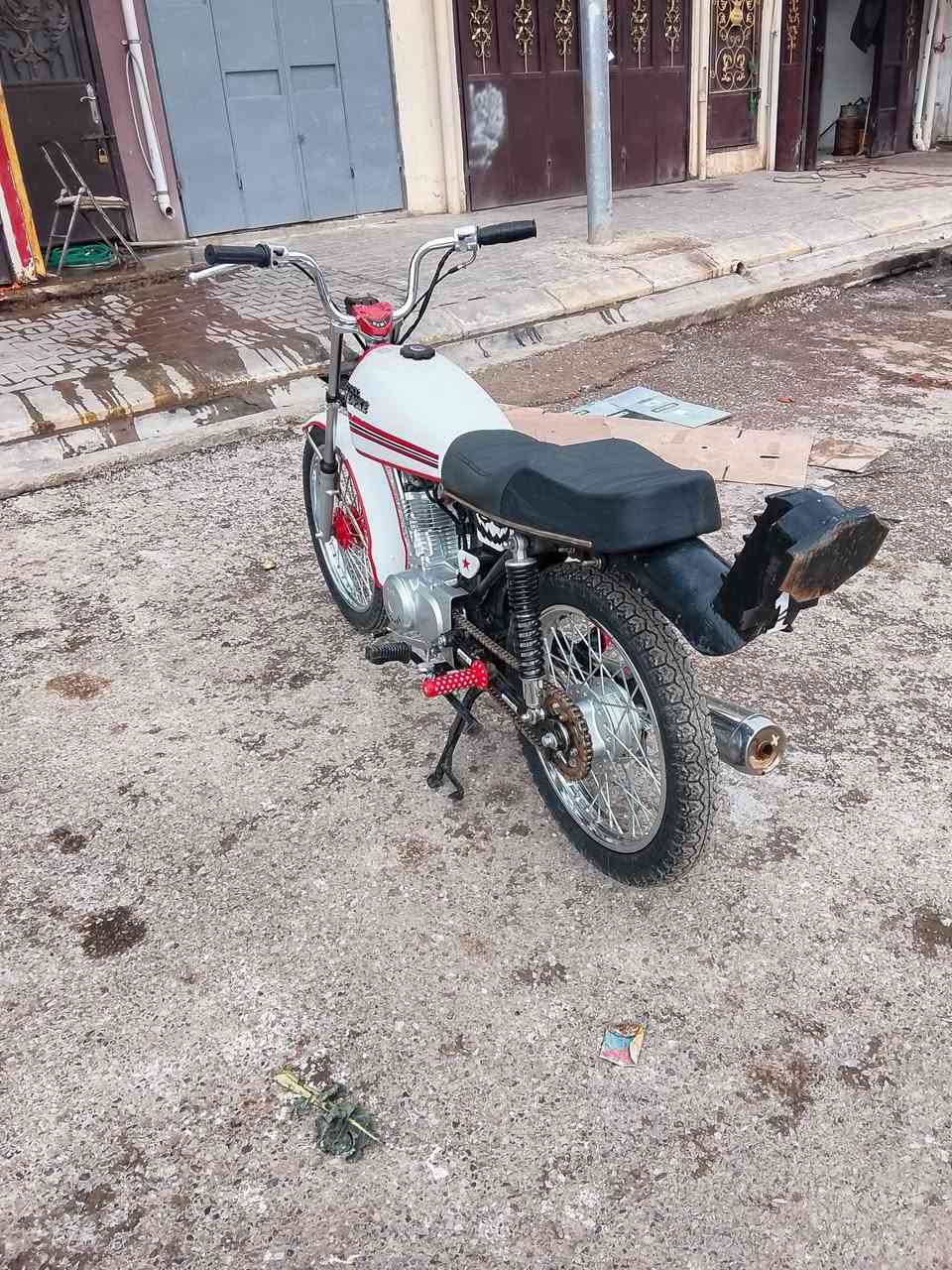 دراجه انتنس للبيع تعميره جديده ما صار3 اشهر من عمرتها السعر775 وبيها مجال شويه العنوان قرة تبه#الخاص مفتوح


**إذا كنت صاحب هذا الإعلان وتريد حذفه لأي سبب، رجاءا أرسل رسالة إلى الدعم الفني**