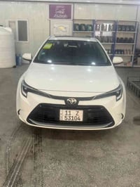 كورلا 2025 زيرو ماشية 1400 كيلو فقط مكفولة جكة مابيها مرقمه وجاهزة باس...