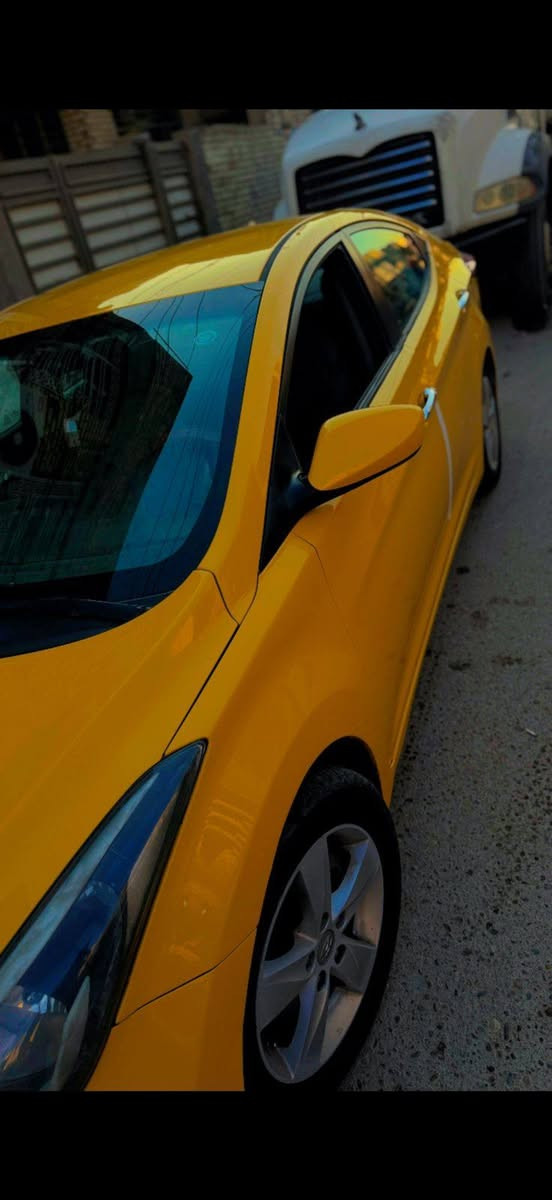 السلام عليكم الانتره 2011 بيه جاملغ حادث أمريكا  بلعراق صارت طخه باب السايق كما مبين بالصوره السياره باسمي تحويل مباشر السياره خير من الله تخم تاير صدر جديد وعليها ادامه كامله   العنوان بغداد العبيدي. وسعر 85.وبيها مجال غير متواجد عل الفيس الاتصال عل هذا لرقم *********** ماكينه 1800 سياره خير من الله الله شاهد مال جني عظمه هي قشرتها غير من الله ماكينه خير من الله
