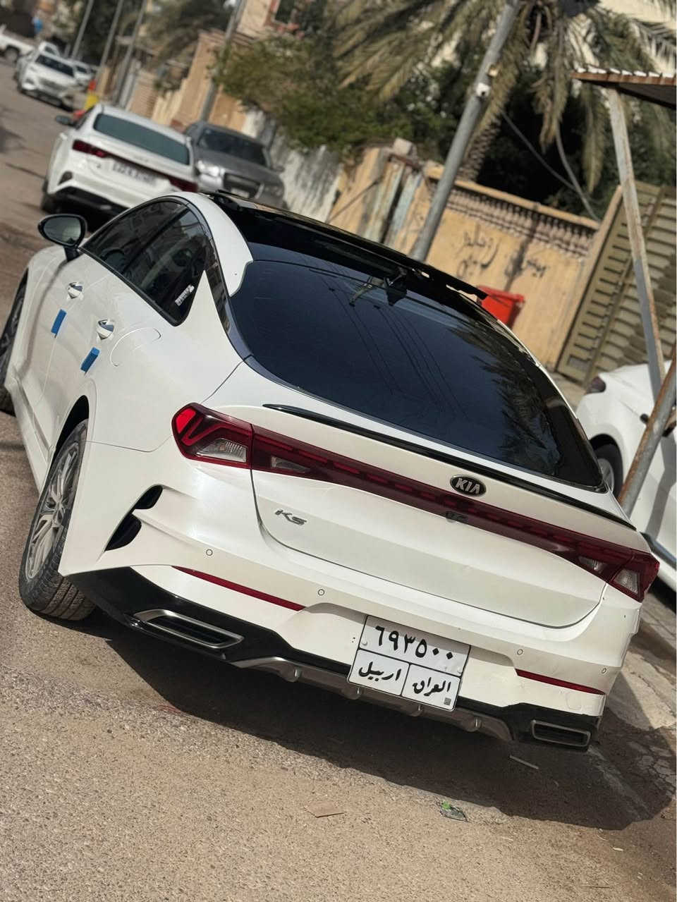 سلام عليكم 
كيا كي فايف 2021
سياره خليجيه فول موصفات
مكينه 2000دوش
رقم أربيل باسم شركه تريد واكاله تريد تحويل كيفك
سياره جديده معنا الكلمه 
عنواني بصره تحسينيه 
سعر 185
بيع او مراوس حسب قناعه
*********** البصرة, العراق
