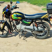 للبيع دراجة بوكسر موديل 2022 مكفولة كفالة عامة اوراق اصولي مكاني بغداد...