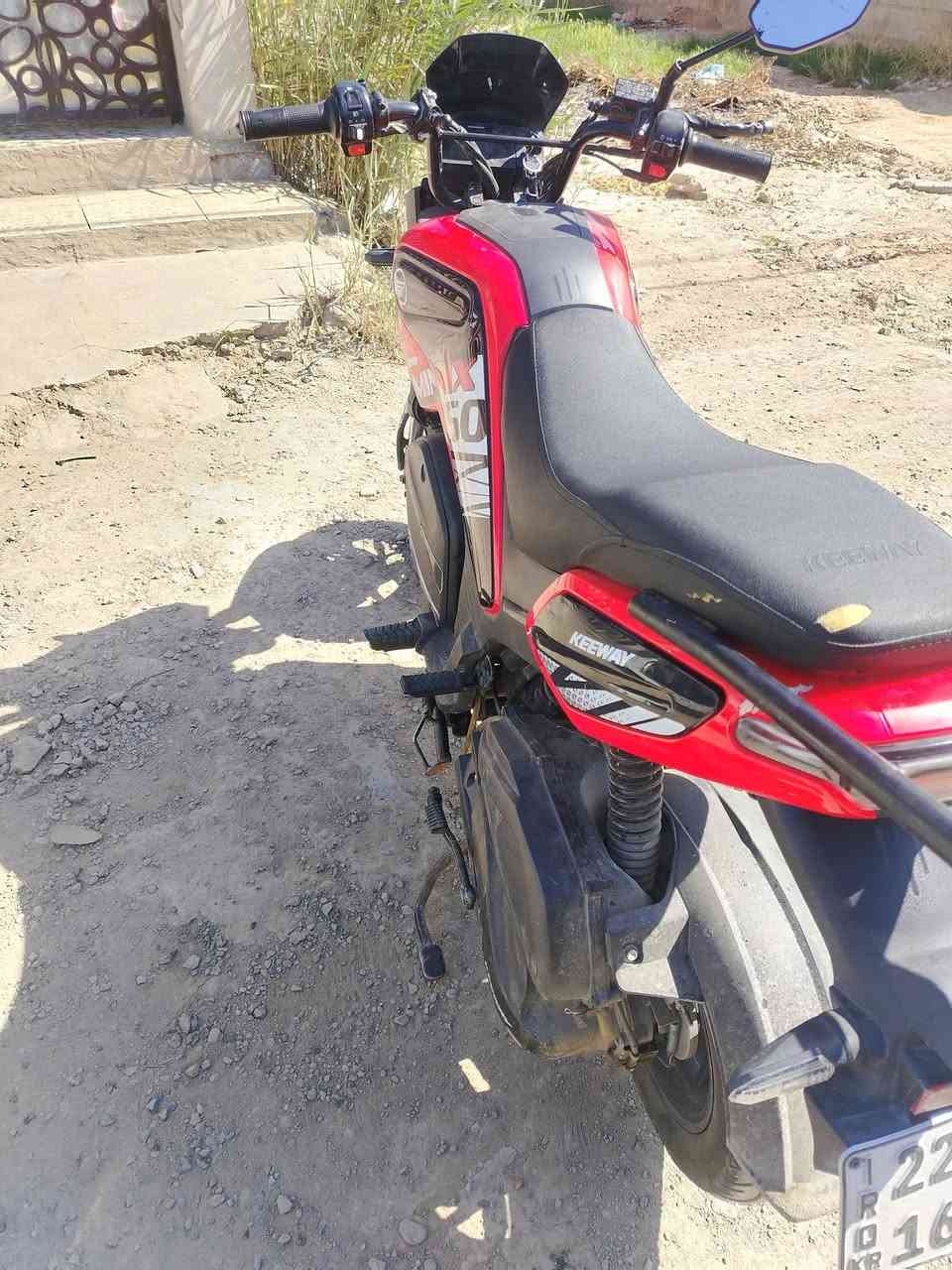 السلام عليكم دراجه مينيكس ١٥٠ ccماخذه من عجله الخليج مرقم أربيل وعندي مكاتبه وياهم بعدني ممحوله بأسمي ماشيه ٩٠٠٠ زيرو عارضه مليونين وميه وخمسين ألف مكاني الكسره شارع المغرب ***********واسف عل الاطاله
