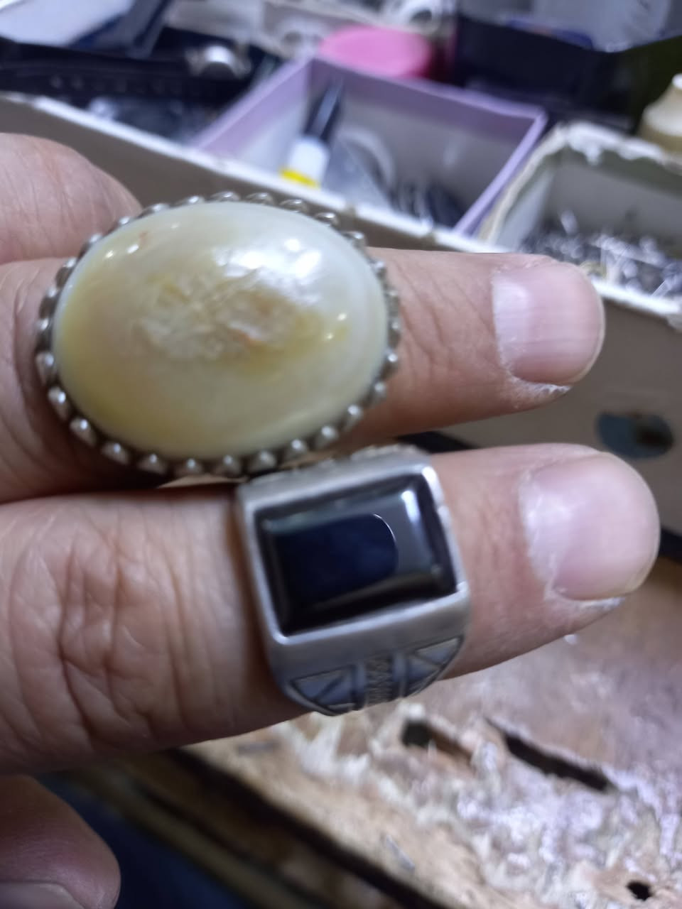 محبسين واحد تركي واحد عراقي فضه لبيع ٦٠الف


**إذا كنت صاحب هذا الإعلان وتريد حذفه لأي سبب، رجاءا أرسل رسالة إلى الدعم الفني**