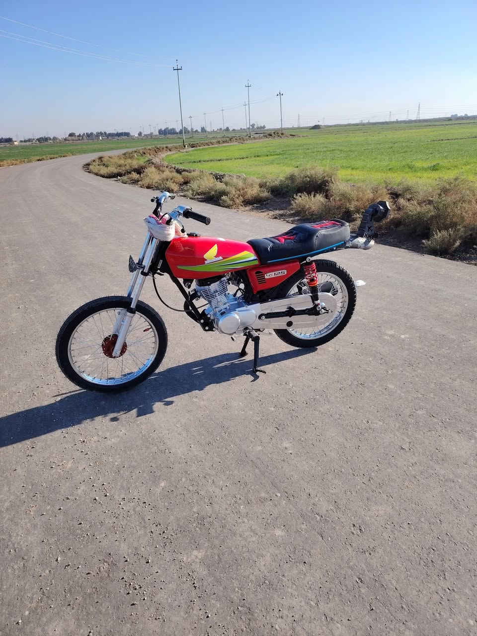 سلام عليكم دراجه للبيع سي جي  سعر 900 وبه مجال صرله يومين م̷ـــِْن معمره اول تبديلت دهن وراق سكنر 2026 وشراي بخدمته هاذ رقمي ***********
