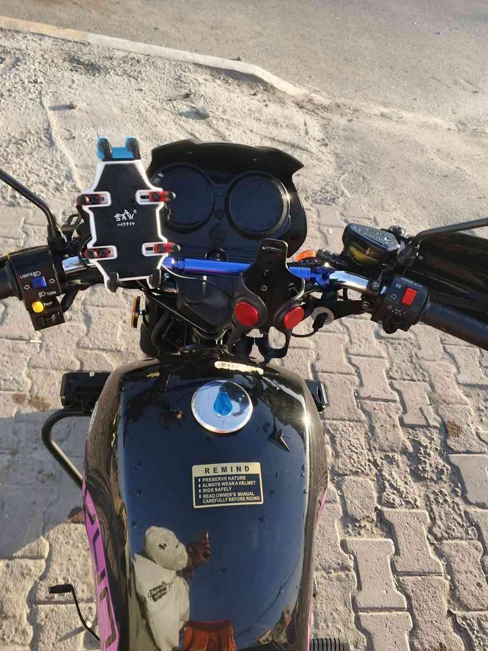 سلام عليكم 
دايوان 2026 
رقم سليمانه ب اسمي 
ماشيه 3000 بعدها زيرو 
السعر 2500
مكاني بغداد 
***********
