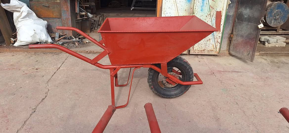 احمد الساعدي لعمل كافة العرباين مدينة الصدر حي طارق *********** ***********
