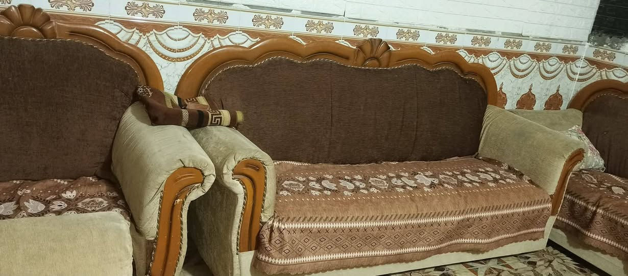 السلام عليكم
كنتور ب ١٠٠
طباخ ب ١٤٠
تخم كامل ١٠ مقاعد ١٢٥
تخم الجوزي ب ٢٢٥
مبرده ب ٥٠
ميز طعام بدون كراسي ٣٠
كاروك طفل ١٥


**إذا كنت صاحب هذا الإعلان وتريد حذفه لأي سبب، رجاءا أرسل رسالة إلى الدعم الفني**