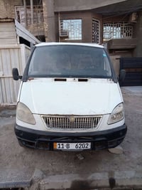 كازيل روسي موديل 2003 مكاني الشعب بانزين ب40 وبيها مجال 07709875300