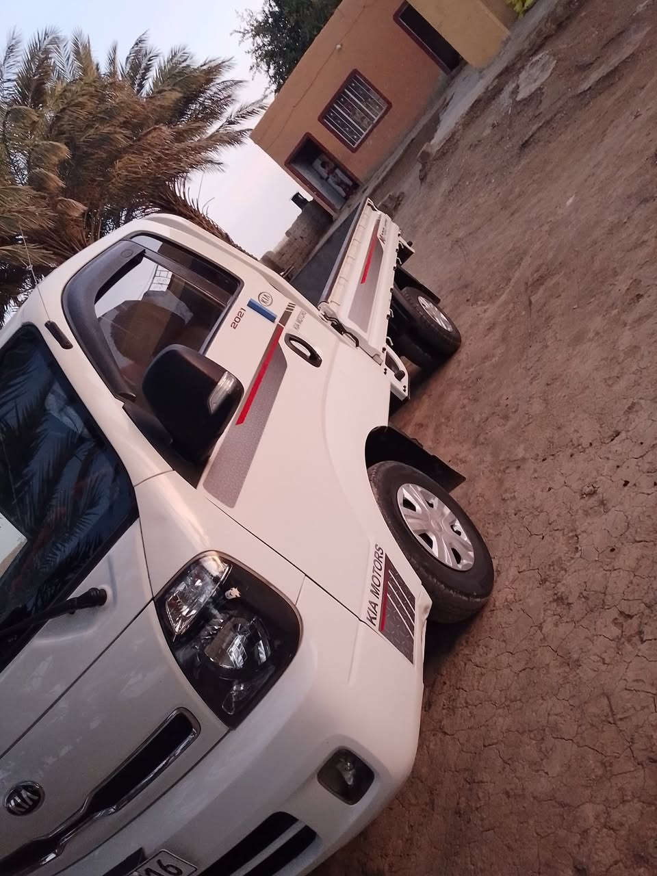 سلام عليكم لبيع كيا موديل 20
سيارة مكفوله وتحويل مباشر 
مشروع وطني أي محافظه تحول
رقم الهاتف ***********
رقم واسط السيارة
