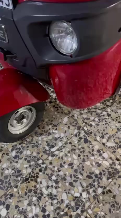 سلام عليكم تكتك البيع 22رقم وسنويه بسمي تفصيل داخل لفديو  مكاني نهيت حيور سبع قصور  شارع أبوعلي  ***********
