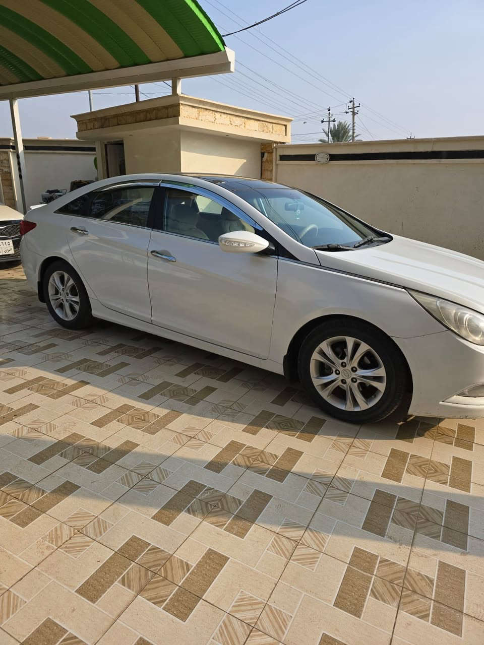 السلام عليكم
سوناتا موديل 2010 للبيع
جديده بمعنى الكلمه مكينة 2400 بانوراما  السياره رقم سليمانيه اتريد وكاله اتريد تحويل السياره بيه بس فقط بنيد صبغ والباقي كله مكفول 
مال جناي حتى تعديل على البارد مابيه كلش حلوه السعر ١٢٠وبيها مجال للطيبين
مكاني بابل 
اتصال على الرقم او واتساب متواجد ***********
