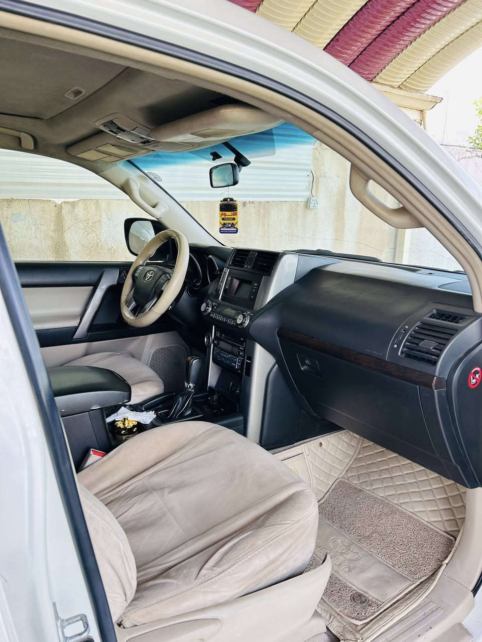 السلام عليكم.
للبيع تيوتا برادو ٢٠١٢. فول كويتي 
محرك ٦ سلندر ٤٠٠٠ سبعه راكب 
مكفوله كفاله عامه 
رقم أربيل تحويل ثاني يوم. 
صدر امامي خلفي كفاله 
مكان السياره صلاح الدين.بلد 
السعر ٢٧٥  

***********
