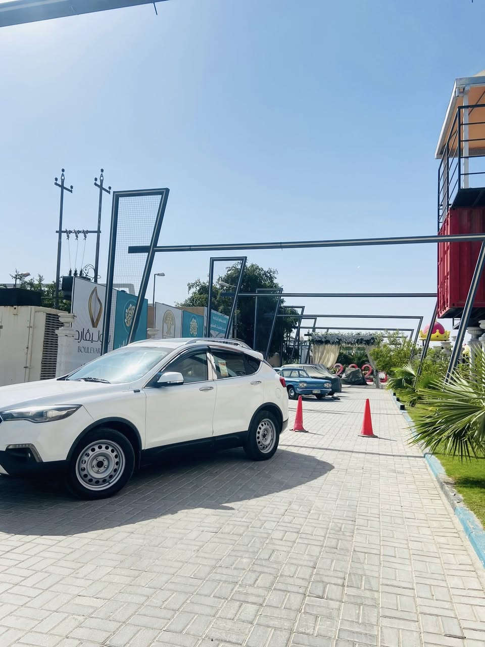 السلام عليكم للبيع. X80 مديل. 21 فول للأخير رقم اربيل. فول مواصفات شحجيلك قليل بحقه مم البانوراما وشيل ايدك كفالة من صبغ ولحار والضربه القويه بيه فقط 3 مكانات بارد تعديل بسيط فقط للاستفسار الاتصال. ع رقم. ***********  بي واتساب ورصيد.
