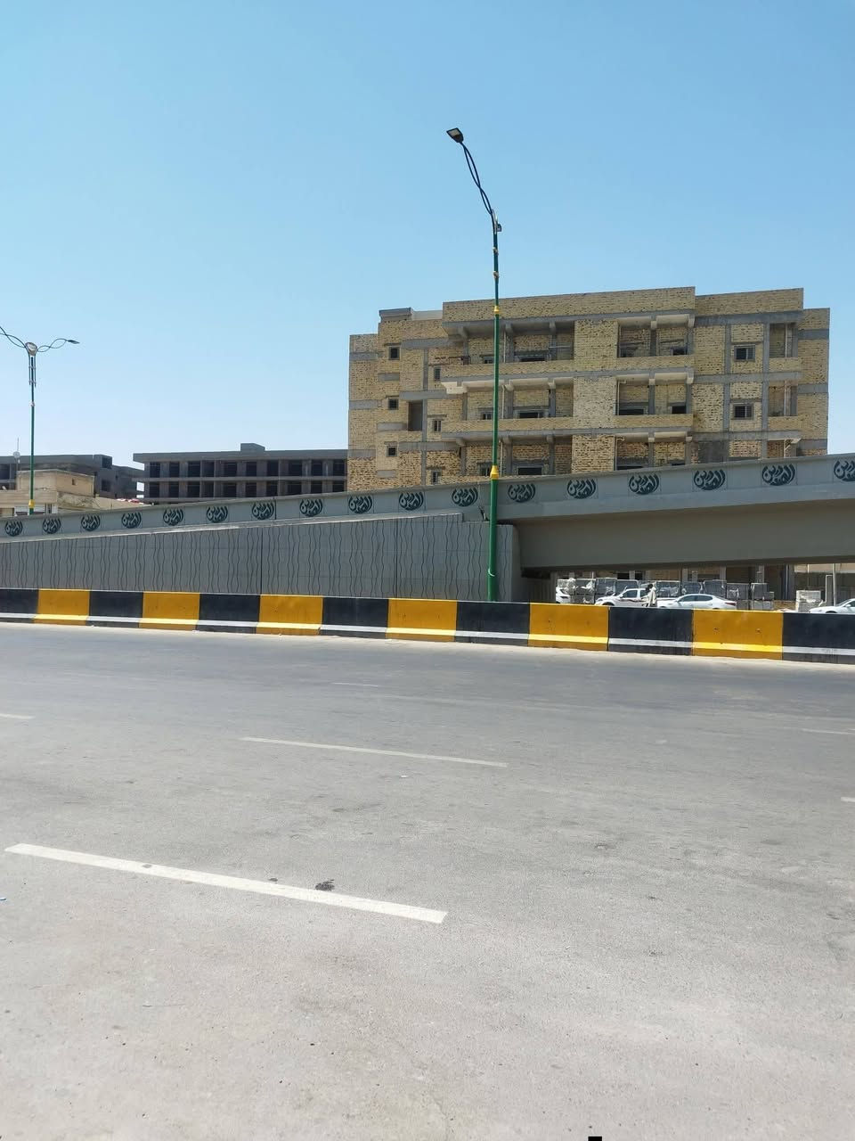 عقار تجاري بيع مستعجل مناسب جدا/سنتر المدينة/قلب المحافظة//وفرصة استثماريه مميزه///فرصه لاتعوض لهذا العقار.

1-موقع العقار قريب من دائرة كاتب عدل و محكمة الاستئناف المثنى.
2- مجاور بنايه الكي كارد/
3- المساحة 430متر ركن/ واجهة العقار تجارية 22متر //

للاستفسار الاتصال على الرقم 
***********
