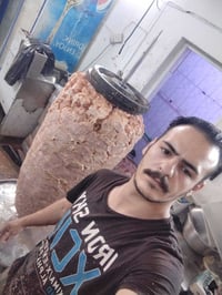 شيف تجهيز خبره 11سنه تواصل 07765733736