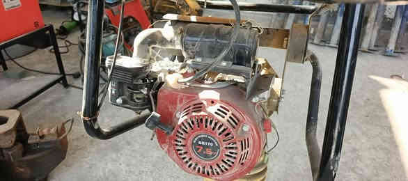 كماز جديد شرط الفحص مشتغل مره وحده فقط للبيع العنوان البصره خلف المدينه الرياضية مقابل مدينه الجوهره ***********
