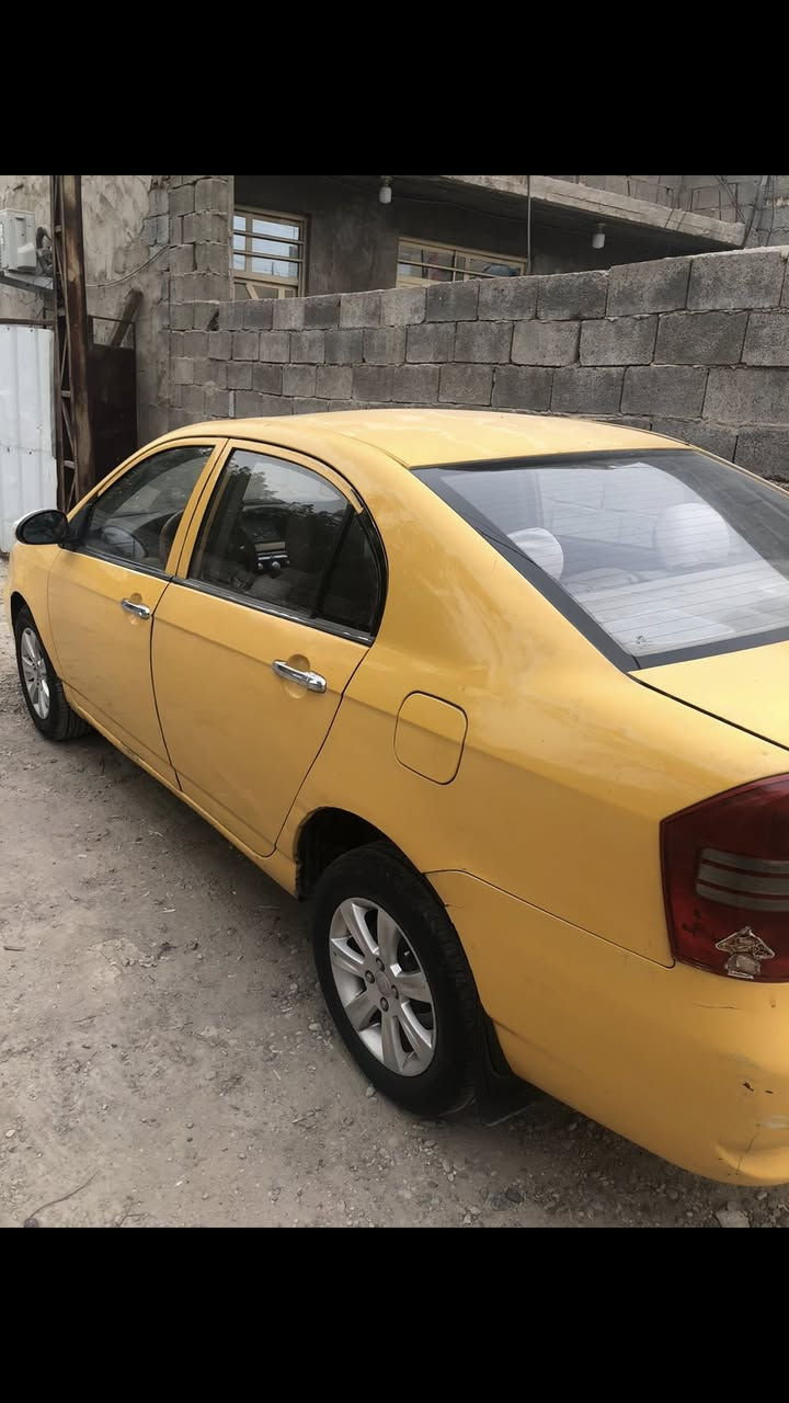 السلام عليكم سياره ليفان للبيع موديل 2011 سنويه لل2027 مكينه كير حداديه تبريد تخم تاير المكان بغداد دوره السعر 38 وبيع مجال للأستفسار ***********
