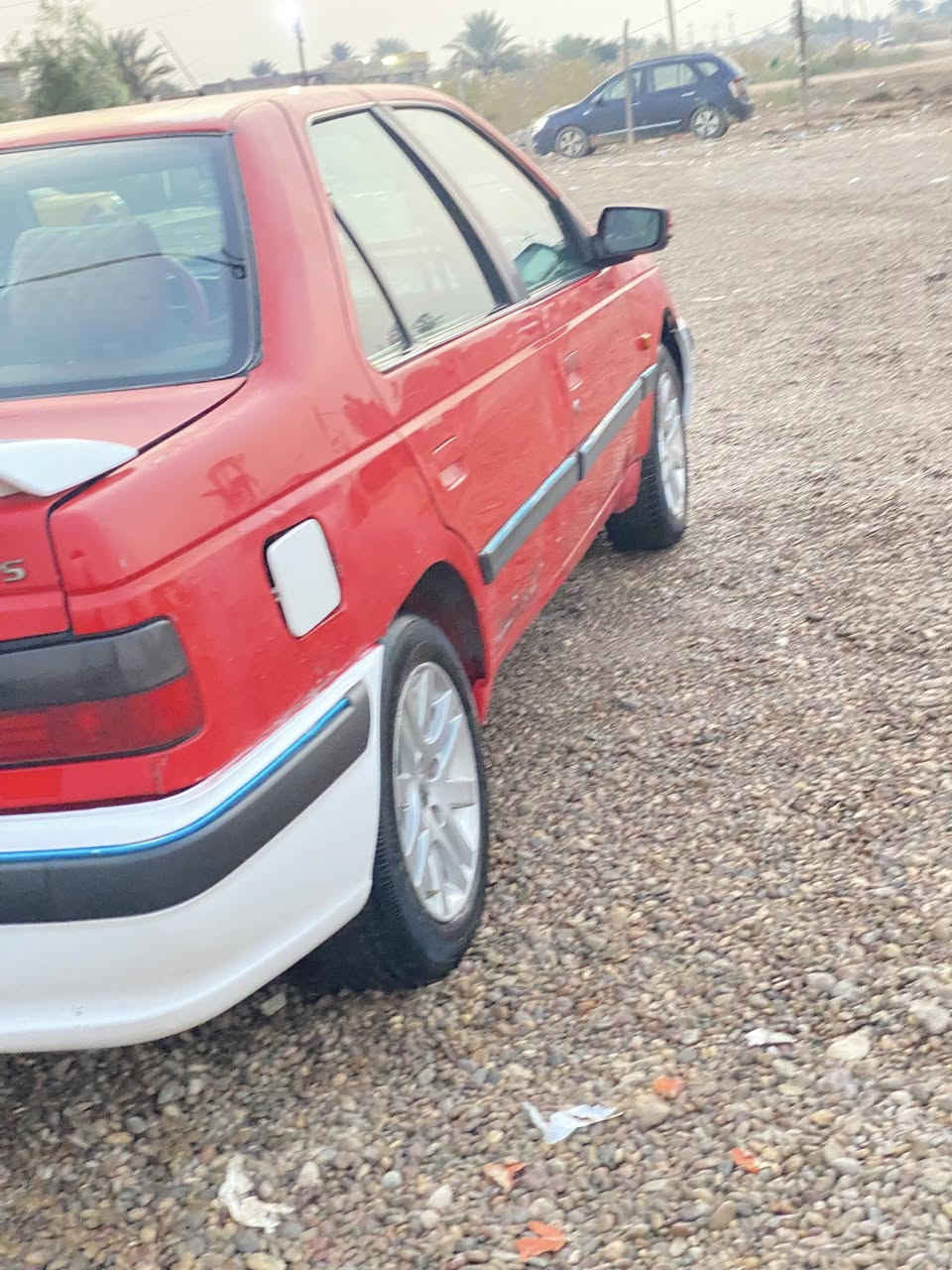 بيجو فرنسي موديل 1993 رقم بغداد سنويه مانافذه مكينه وكير كفاله حداديه جديده وتخم تاير جديد سعره 28 وبيه مجال مكانه بدوانيه ..  ***********
