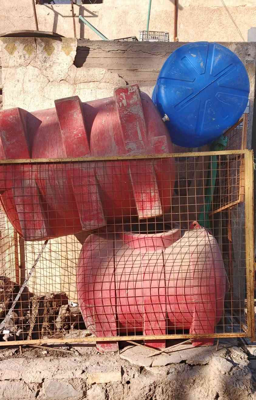 عدد 3 تانكي بلاستك بيهن ثقوب 1000 و 500 و 250 لتر للبيع حي العصري كلهن 

ب 100الف ،، بيهن مجال
.
.
.
.


**إذا كنت صاحب هذا الإعلان وتريد حذفه لأي سبب، رجاءا أرسل رسالة إلى الدعم الفني**