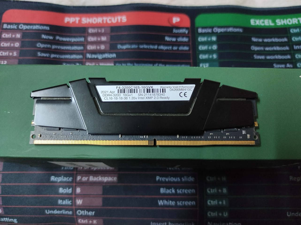 Ram ddr4 3200 mhz  G.skill 16gb one stick 
قطعة وحدة رام 16 گیگا شغال 
السعر 105 الف
توصيل موجود لكافة محافظات العراق بخمسة 🚕🚕🚕🚕


**إذا كنت صاحب هذا الإعلان وتريد حذفه لأي سبب، رجاءا أرسل رسالة إلى الدعم الفني**