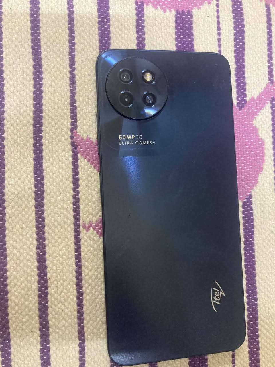 للبيع itel S23
ذاكرة 128
رام 8
دبل سيمكارت و ميموري 
كامره 50 ميكابيكسل 
فقط بي فطر بل شاشة 
جهاز كلشي بلاد


**إذا كنت صاحب هذا الإعلان وتريد حذفه لأي سبب، رجاءا أرسل رسالة إلى الدعم الفني**